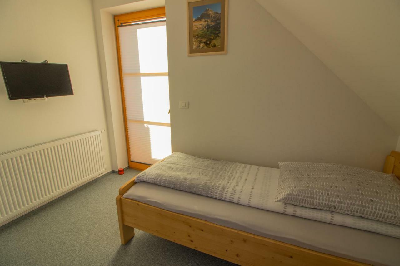 Apartments & Rooms Pr' Skalovc Bohinj Bagian luar foto