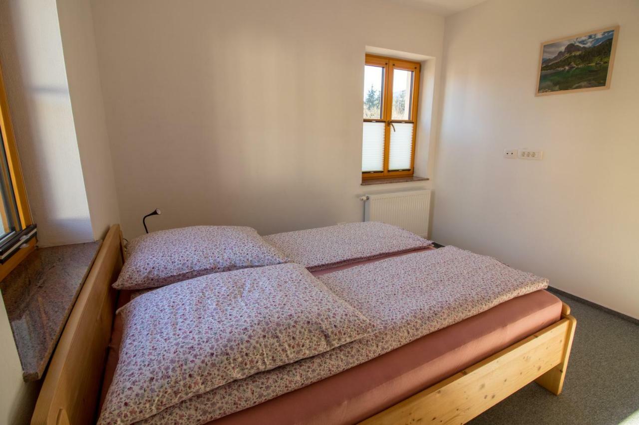 Apartments & Rooms Pr' Skalovc Bohinj Bagian luar foto