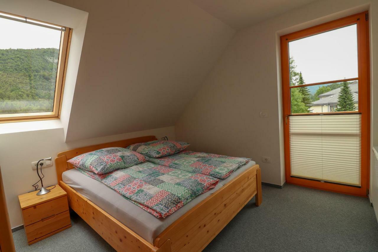 Apartments & Rooms Pr' Skalovc Bohinj Bagian luar foto