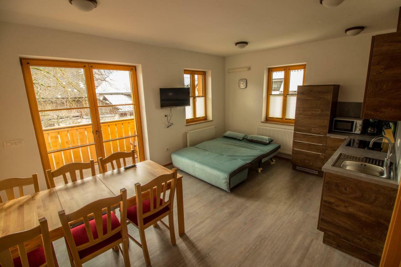 Apartments & Rooms Pr' Skalovc Bohinj Bagian luar foto